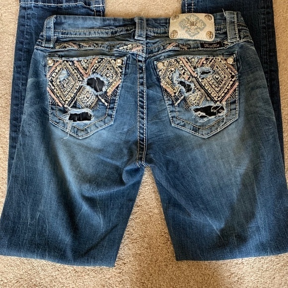 Miss Me crop jeans size 27 - Picture 2 of 5